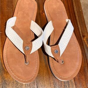 Nautica Women's Brown and White Sandals